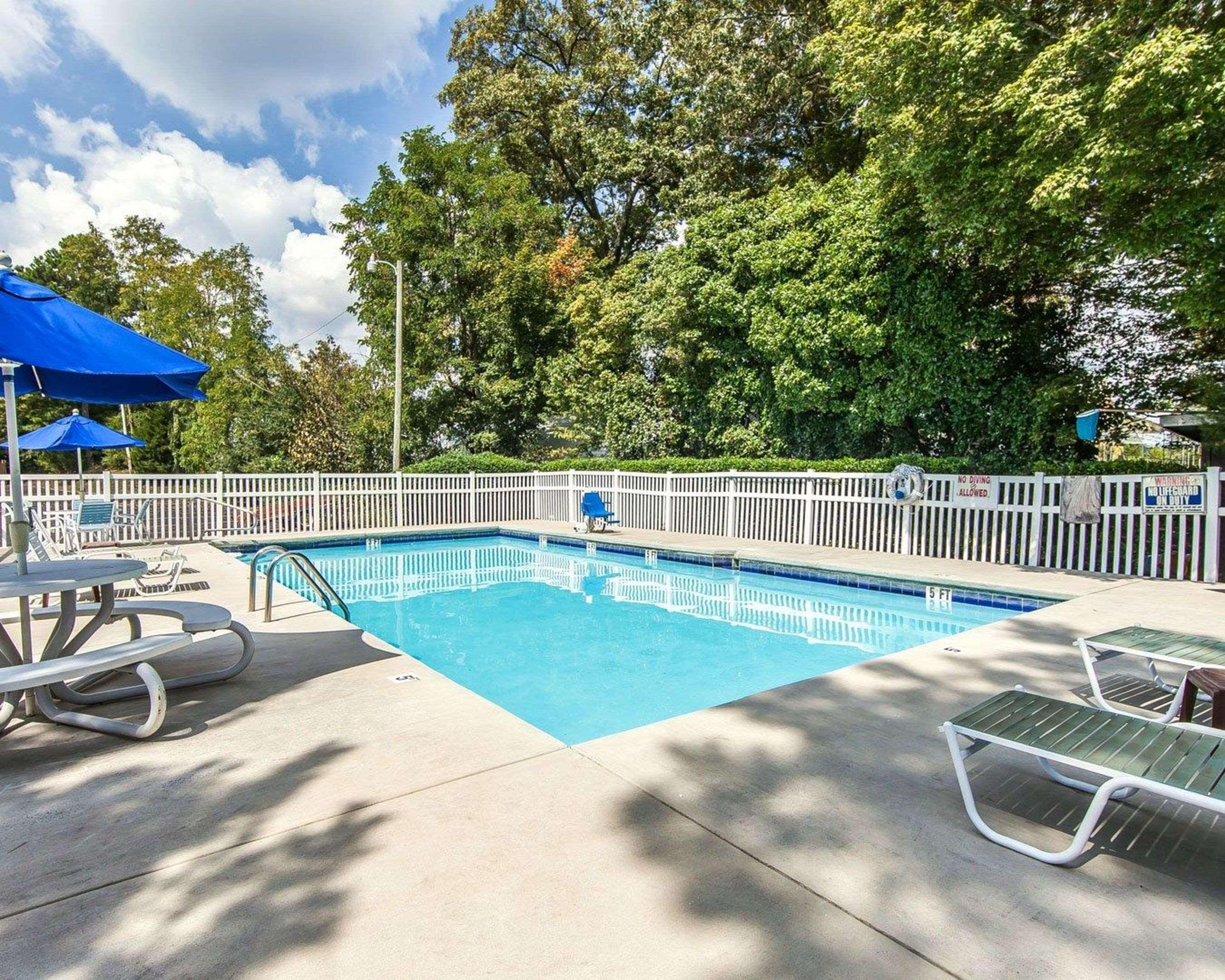 Econo Lodge Cleveland Zewnętrze zdjęcie